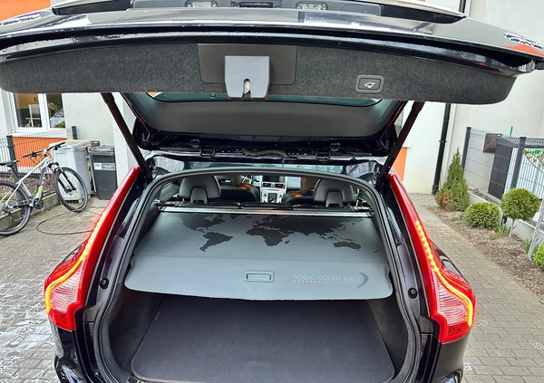 Volvo XC 60 cena 61000 przebieg: 313000, rok produkcji 2014 z Serock małe 137